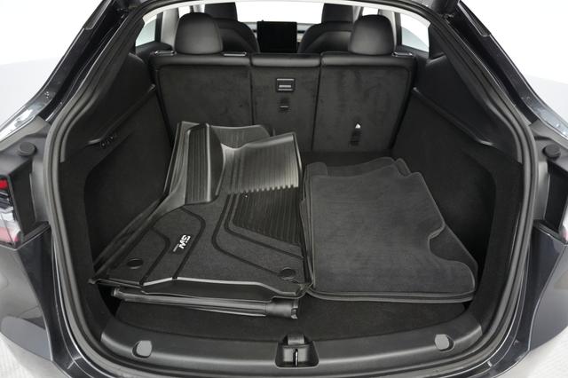 2024 Tesla Model Y — photo 6 of 22