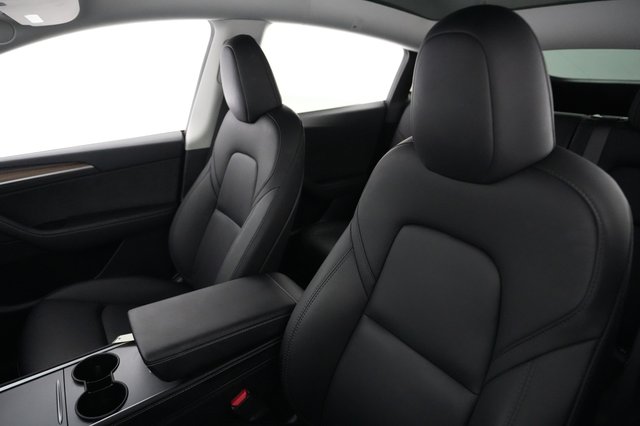 2024 Tesla Model Y — photo 3 of 22