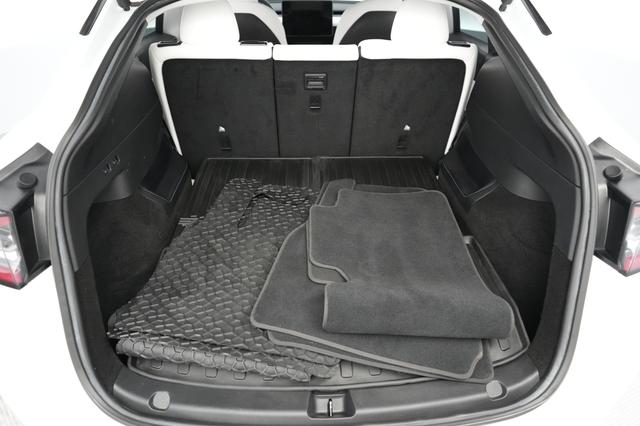 2021 Tesla Model Y — photo 6 of 21