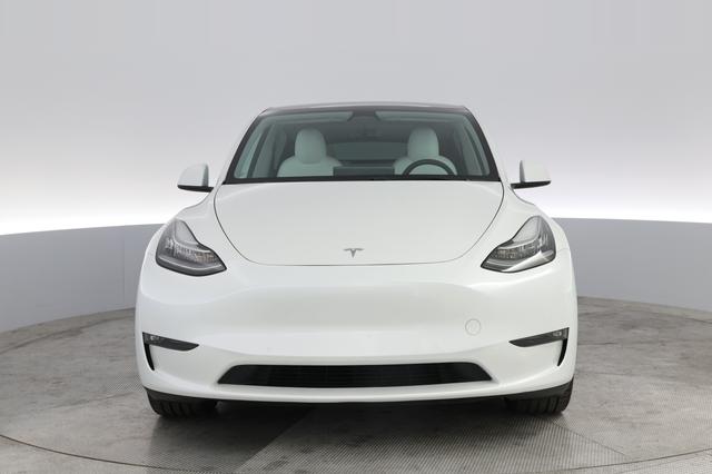 2021 Tesla Model Y — photo 9 of 21
