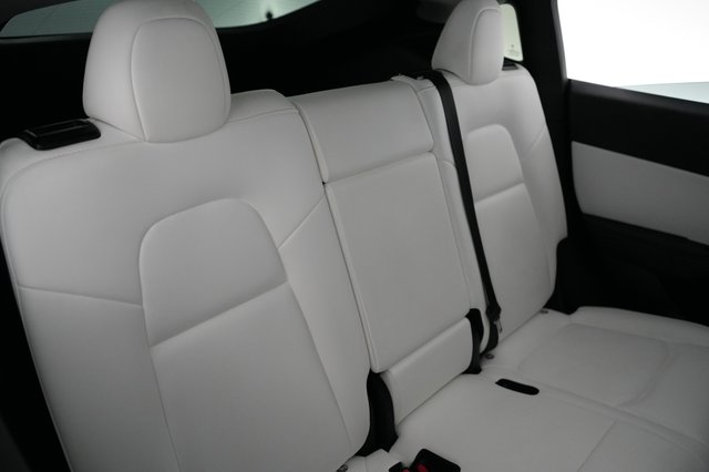 2021 Tesla Model Y — photo 4 of 21