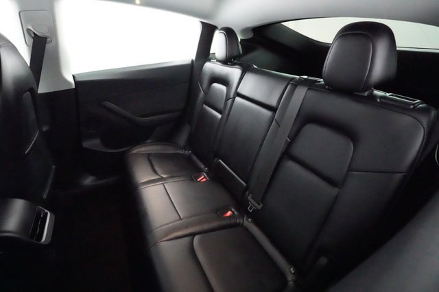 2022 Tesla Model Y — photo 19 of 22