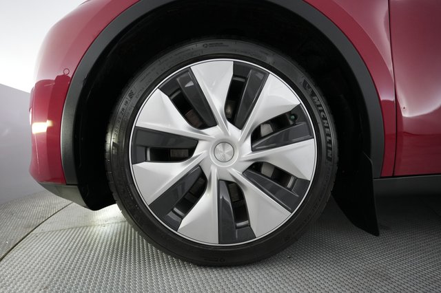 2022 Tesla Model Y — photo 15 of 22