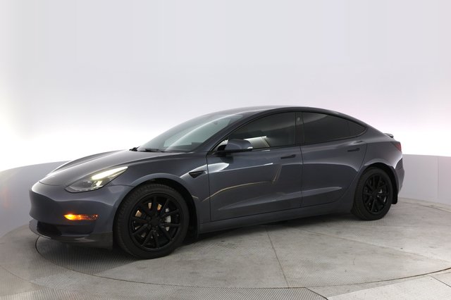 2022 Tesla Model 3 — photo 14 of 21