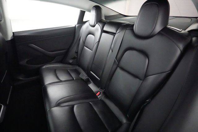 2022 Tesla Model 3 — photo 19 of 21