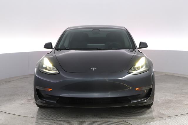 2022 Tesla Model 3 — photo 9 of 21