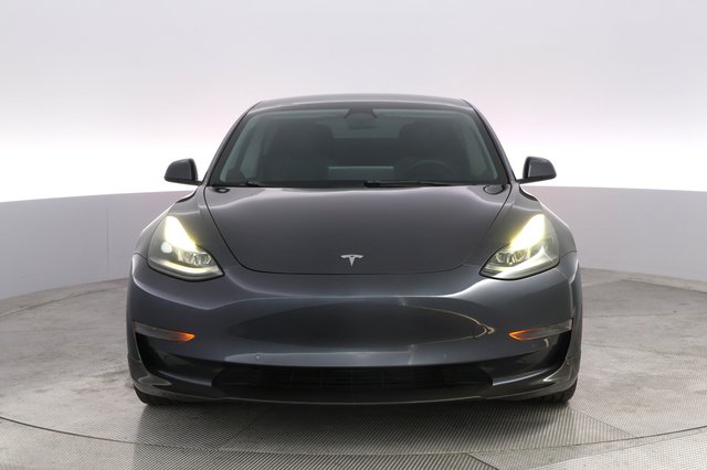 2022 Tesla Model 3 — photo 9 of 21