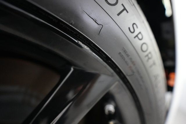 2022 Tesla Model S — photo 22 of 23