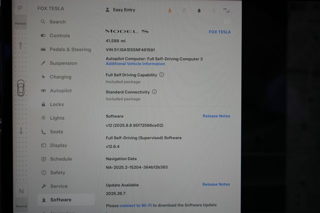 2022 Tesla Model S — photo 5 of 23