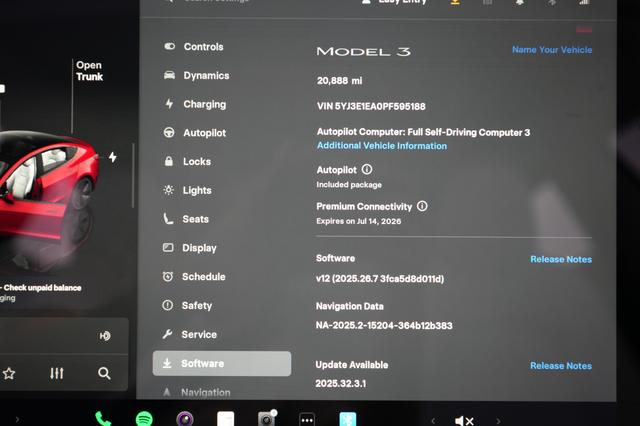 2023 Tesla Model 3 — photo 5 of 23