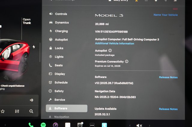 2023 Tesla Model 3 — photo 5 of 23