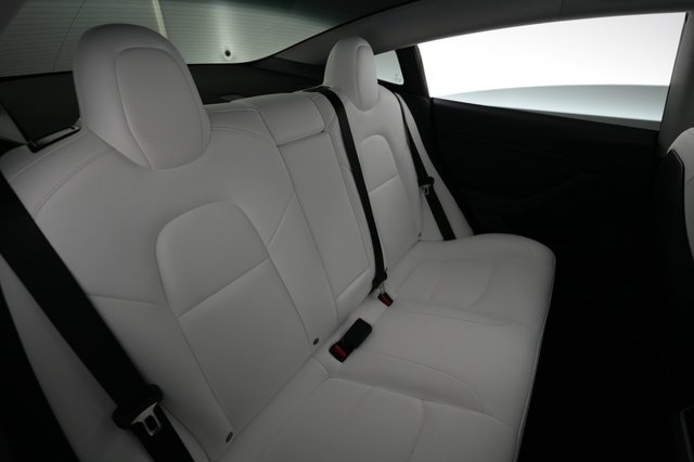 2023 Tesla Model 3 — photo 4 of 23