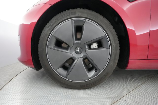 2023 Tesla Model 3 — photo 16 of 23
