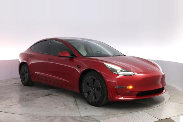 2023 Tesla Model 3 — photo 10 of 23