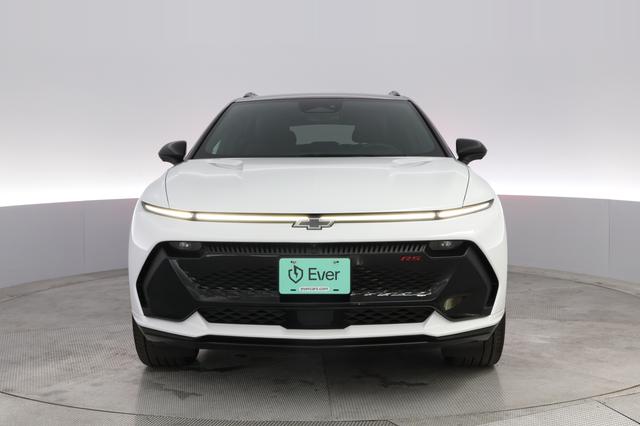 2024 Chevrolet Equinox EV — photo 9 of 20