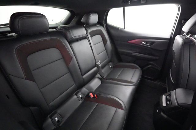 2024 Chevrolet Equinox EV — photo 4 of 20
