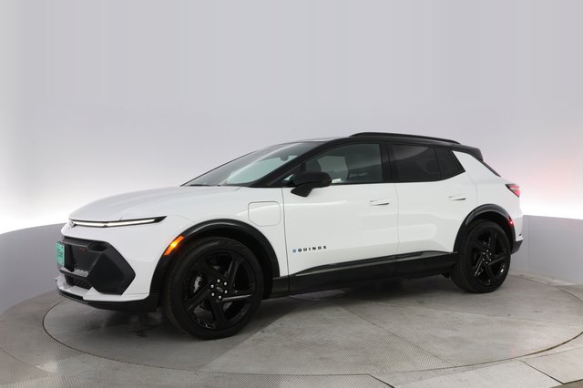 2024 Chevrolet Equinox EV — photo 14 of 20