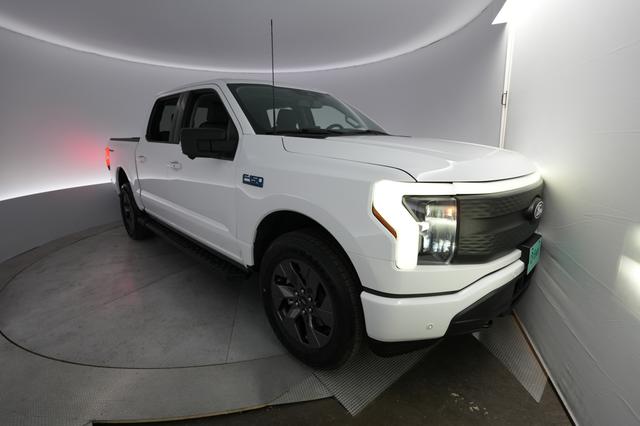 2024 Ford F-150 Lightning — VIN 1FT6W3L7XRWG01381