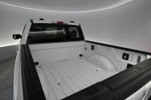 2024 Ford F-150 Lightning — photo 6 of 13