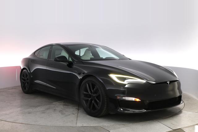 2022 Tesla Model S — photo 10 of 22