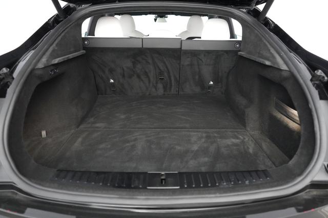 2022 Tesla Model S — photo 6 of 22