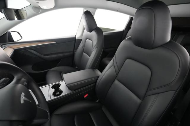 2023 Tesla Model Y — photo 3 of 26