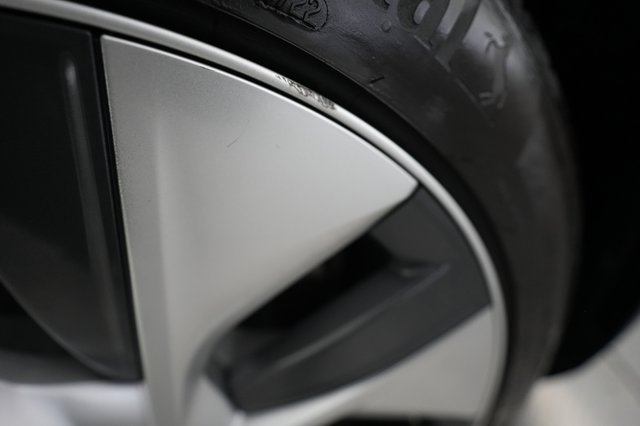 2023 Tesla Model Y — photo 26 of 28