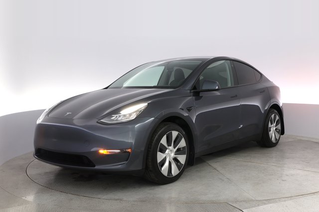 2023 Tesla Model Y — VIN 7SAYGDEE8PF619308