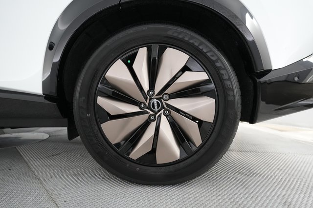 2023 Nissan Ariya — photo 17 of 20
