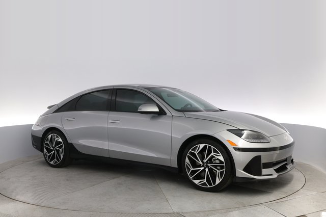 2023 Hyundai IONIQ 6 — photo 11 of 21