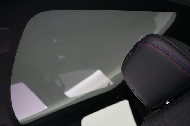 2024 Chevrolet Silverado EV — photo 14 of 16