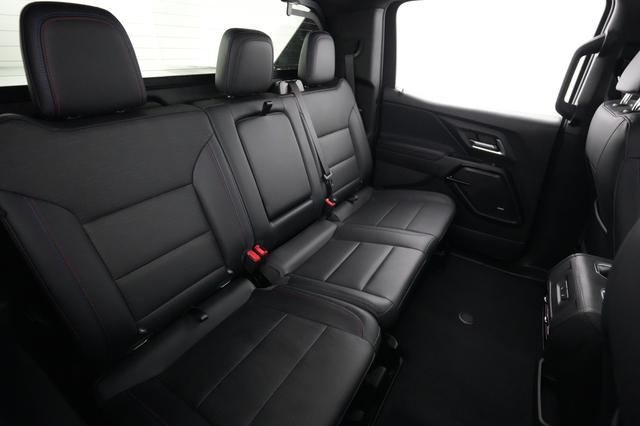 2024 Chevrolet Silverado EV — photo 4 of 16