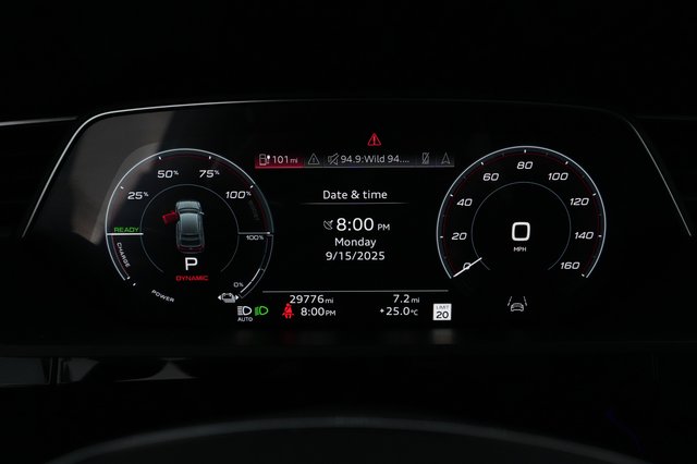 2024 Audi Q8 e-tron — photo 5 of 24