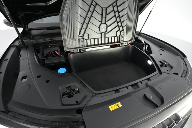 2024 Audi Q8 e-tron — photo 22 of 24