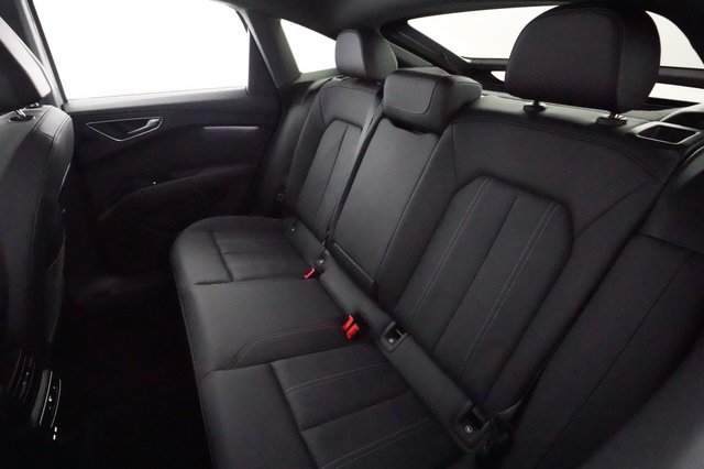 2022 Audi Q4 e-tron — photo 19 of 20