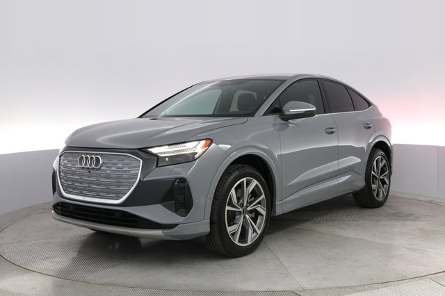 2022 Audi Q4 e-tron — VIN WA112BFZ5NP054385