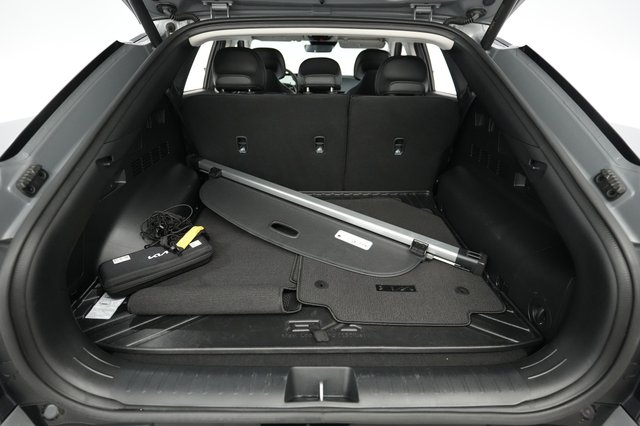 2023 Kia EV6 — photo 6 of 20