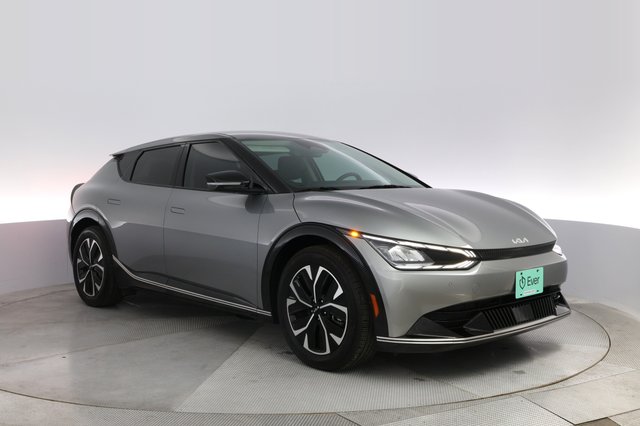 2023 Kia EV6 — photo 10 of 20
