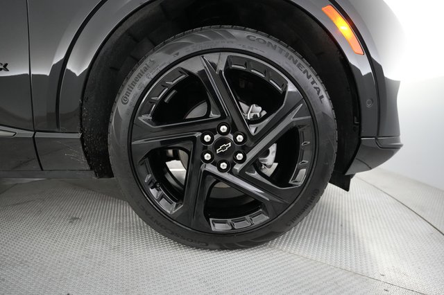 2024 Chevrolet Equinox EV — photo 7 of 21