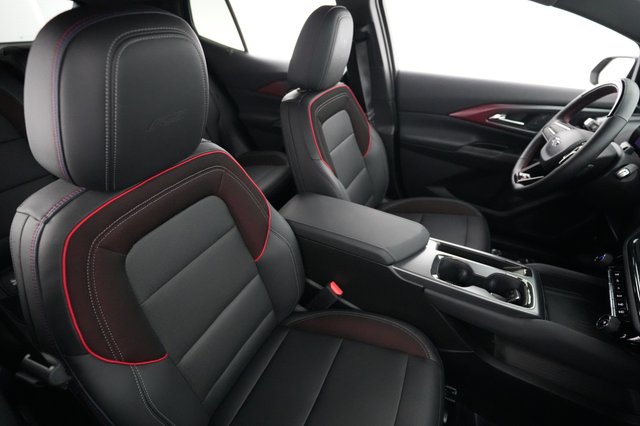 2024 Chevrolet Equinox EV — photo 19 of 21