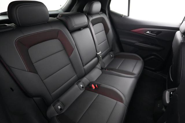 2024 Chevrolet Equinox EV — photo 4 of 21