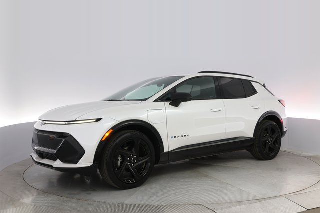 2024 Chevrolet Equinox EV — photo 14 of 23
