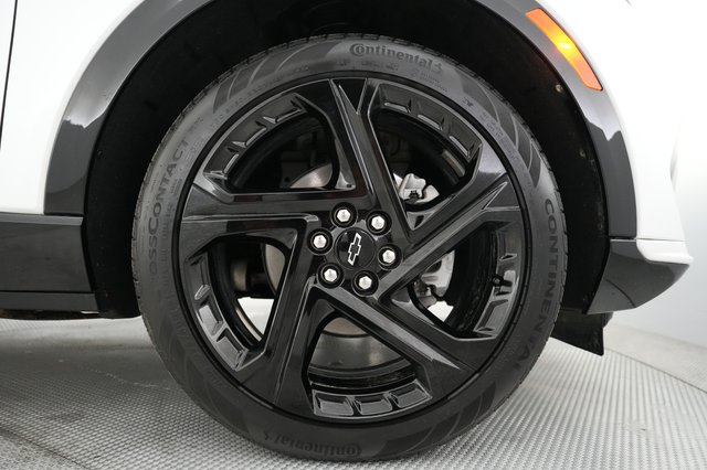 2024 Chevrolet Equinox EV — photo 7 of 23