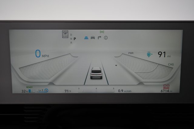 2024 Hyundai IONIQ 5 — photo 5 of 22