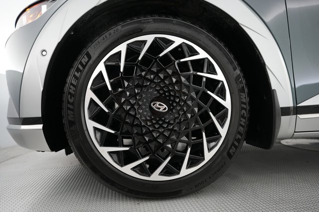 2024 Hyundai IONIQ 5 — photo 15 of 22