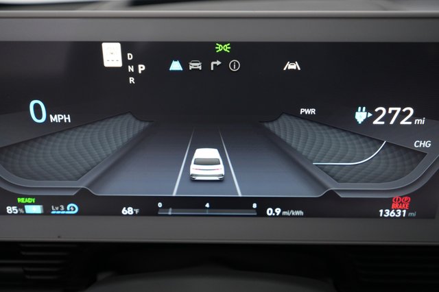 2024 Hyundai IONIQ 5 — photo 5 of 24