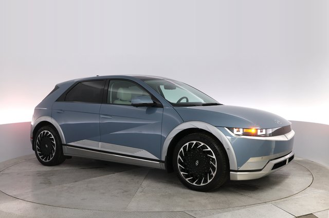 2024 Hyundai IONIQ 5 — photo 11 of 24