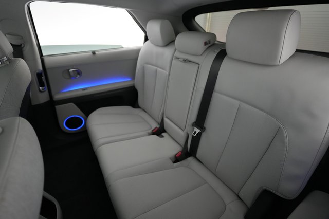 2024 Hyundai IONIQ 5 — photo 18 of 24