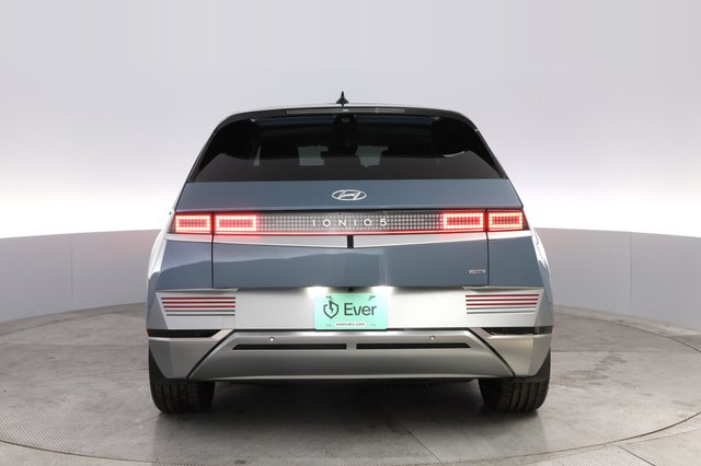2024 Hyundai IONIQ 5 — photo 12 of 24