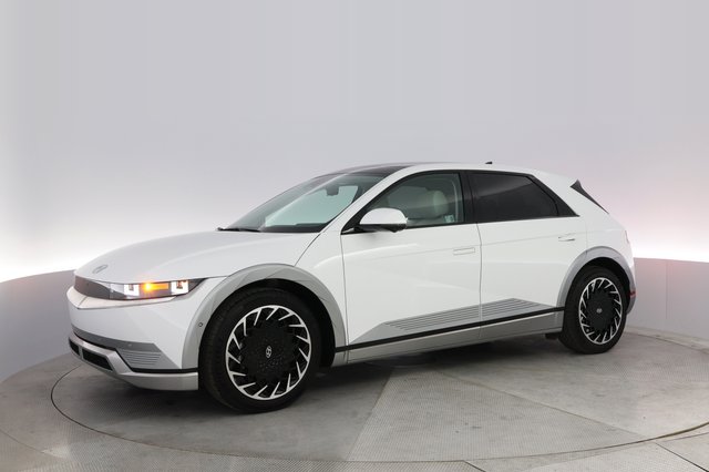 2024 Hyundai IONIQ 5 — photo 14 of 21